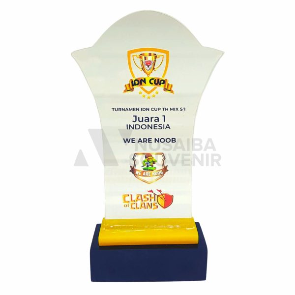 Produk Piala Fiber