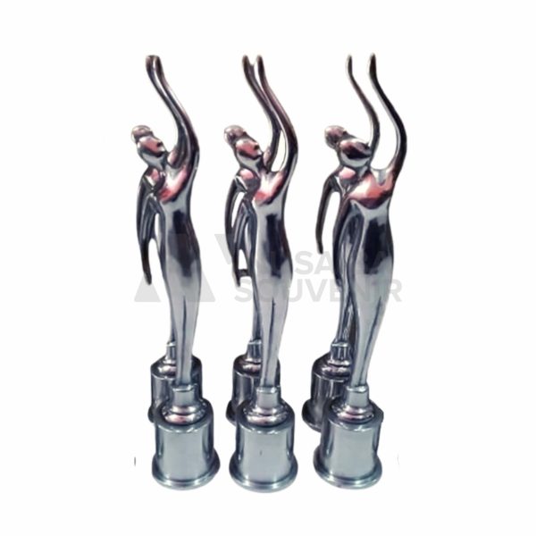 Produk Piala Logam